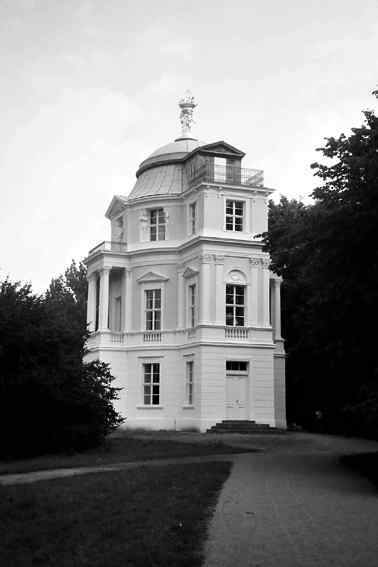 Парки и дворцы Берлина и Потсдама - i_013.jpg