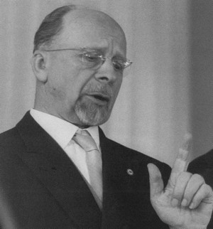 Маркус Вольф - i_002.jpg