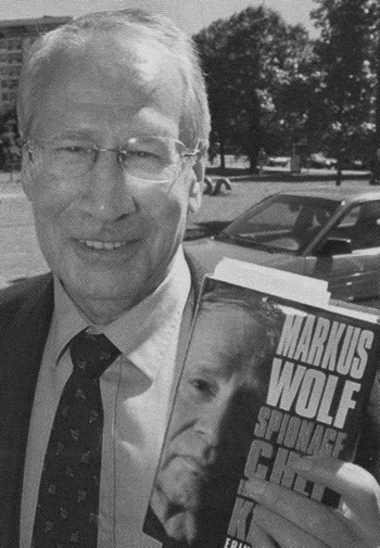 Маркус Вольф - i_054.jpg