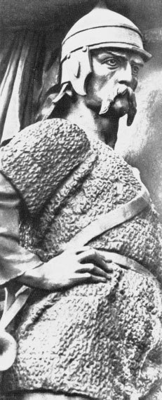 100 великих военачальников - i_018.jpg