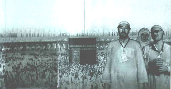 Повседневная жизнь паломников в Мекке - i_002.jpg