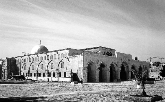 Путь к Граалю - i_023.jpg