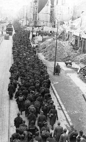 Асы и пропаганда. Дутые победы Люфтваффе - i_005.jpg