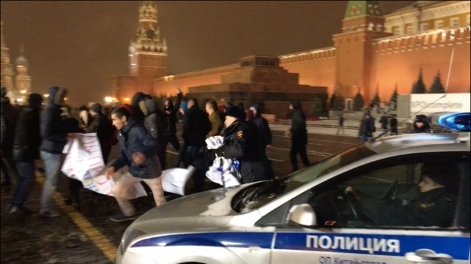 Евротрэш. Соблазнение богатых для бедных - i_005.jpg