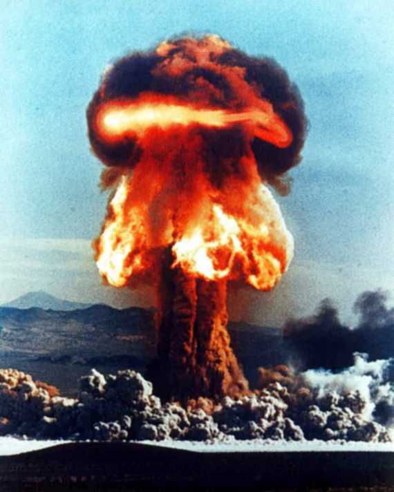 Мир в ореховой скорлупке (илл. книга-журнал) - i_014.jpg