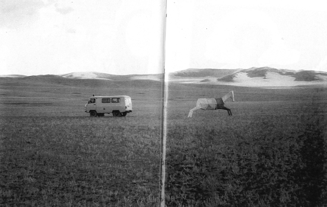 Маленькая девочка из «Метрополя» - i_026.jpg