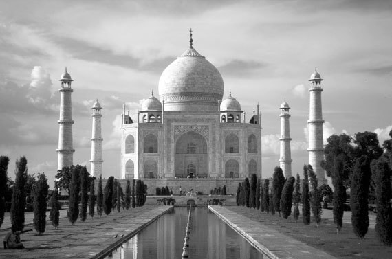 100 великих загадок Индии - i_021.jpg