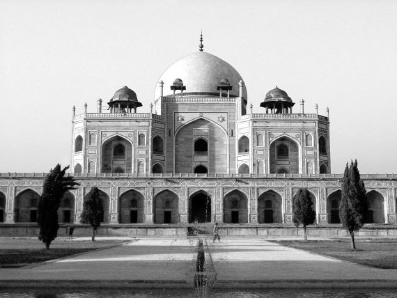 100 великих загадок Индии - i_024.jpg