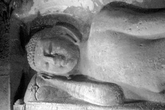 100 великих загадок Индии - i_069.jpg