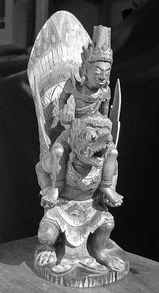 100 великих загадок Индии - i_089.jpg