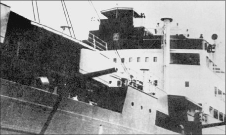 100 великих тайн Второй мировой - i_015.jpg