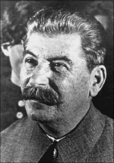 100 великих тайн Второй мировой - i_021.jpg