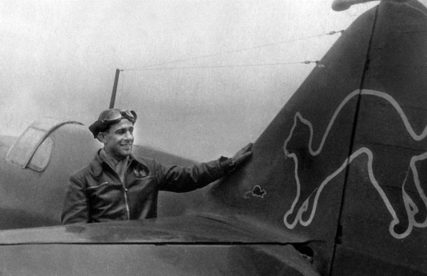 Истребители. «Прикрой, атакую!» - i_045.jpg