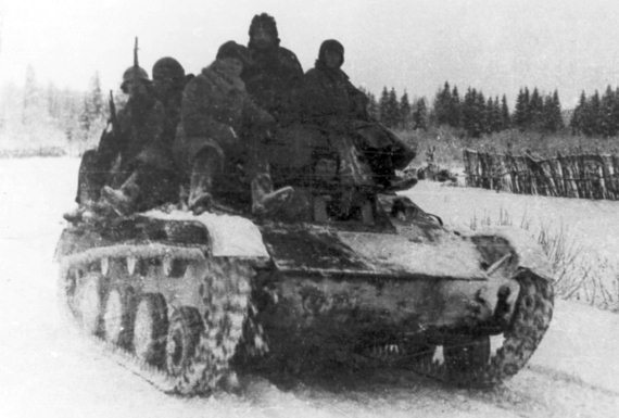 Танкисты. «Мы погибали, сгорали…» - i_045.jpg