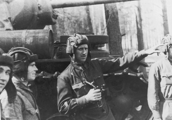 Танкисты. «Мы погибали, сгорали…» - i_048.jpg