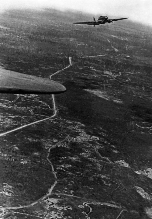 Штурмовики. «Мы взлетали в ад» - i_032.jpg