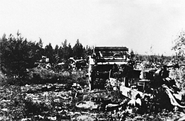 Штурмовики. «Мы взлетали в ад» - i_035.jpg