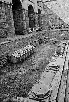 Забытый Иерусалим. Стамбул в свете Новой Хронологии - i_017.jpg